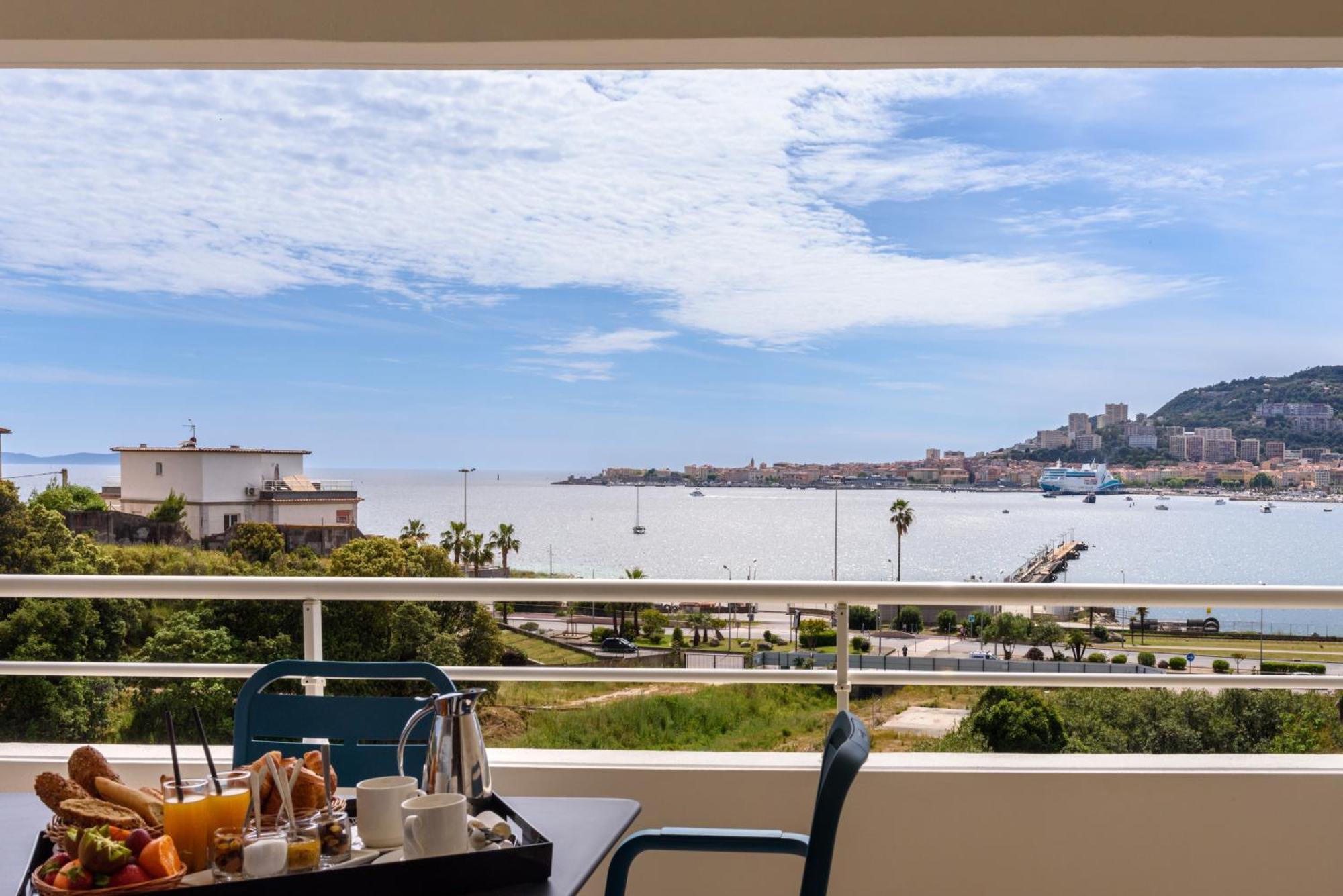 Residence De Tourisme Ajaccio Amiraute מראה חיצוני תמונה