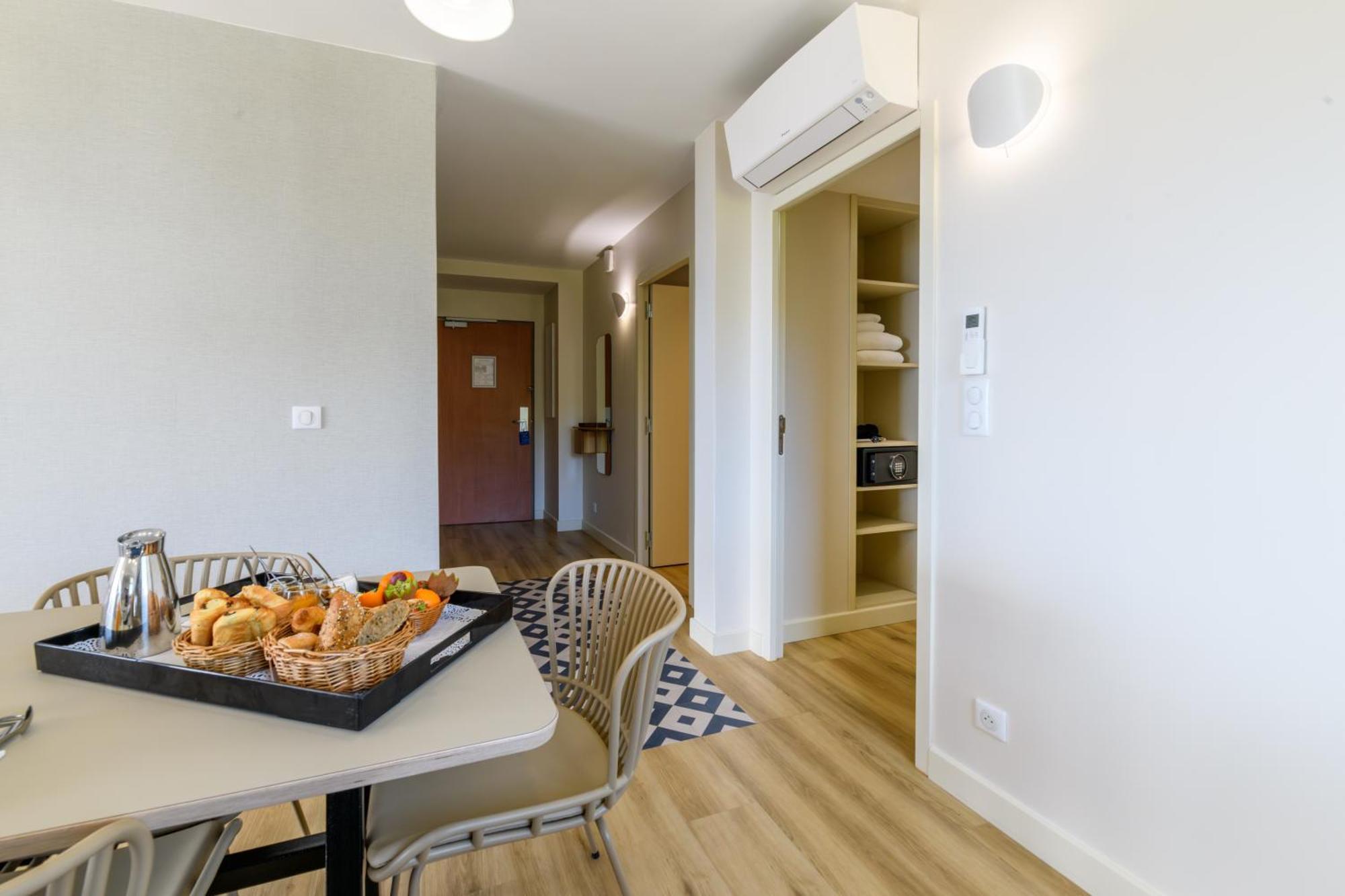 Residence De Tourisme Ajaccio Amiraute מראה חיצוני תמונה