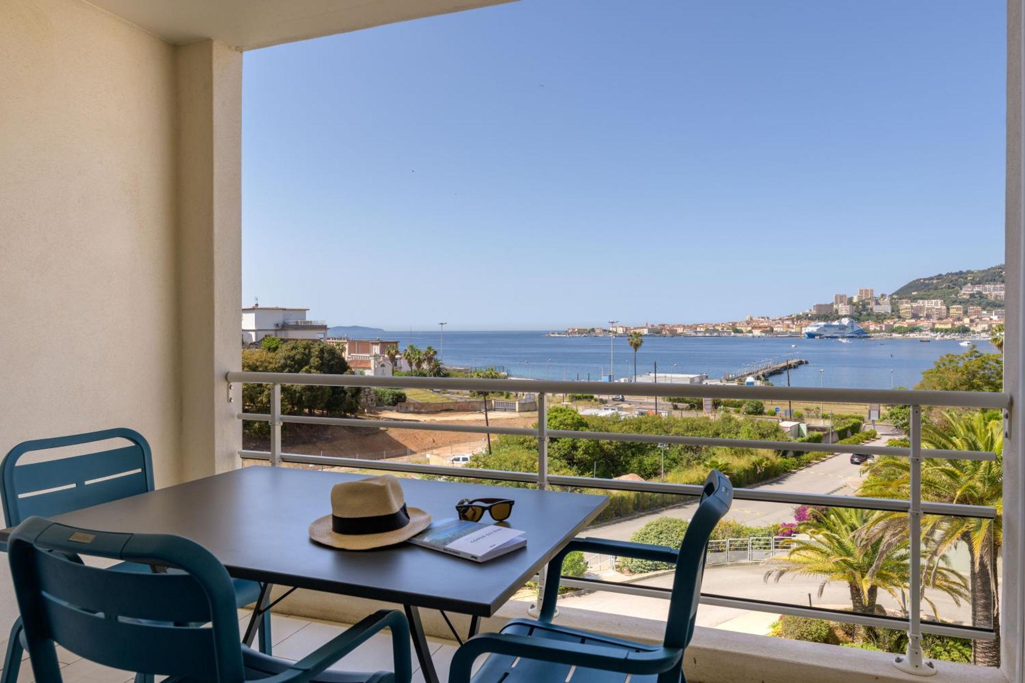 Residence De Tourisme Ajaccio Amiraute מראה חיצוני תמונה