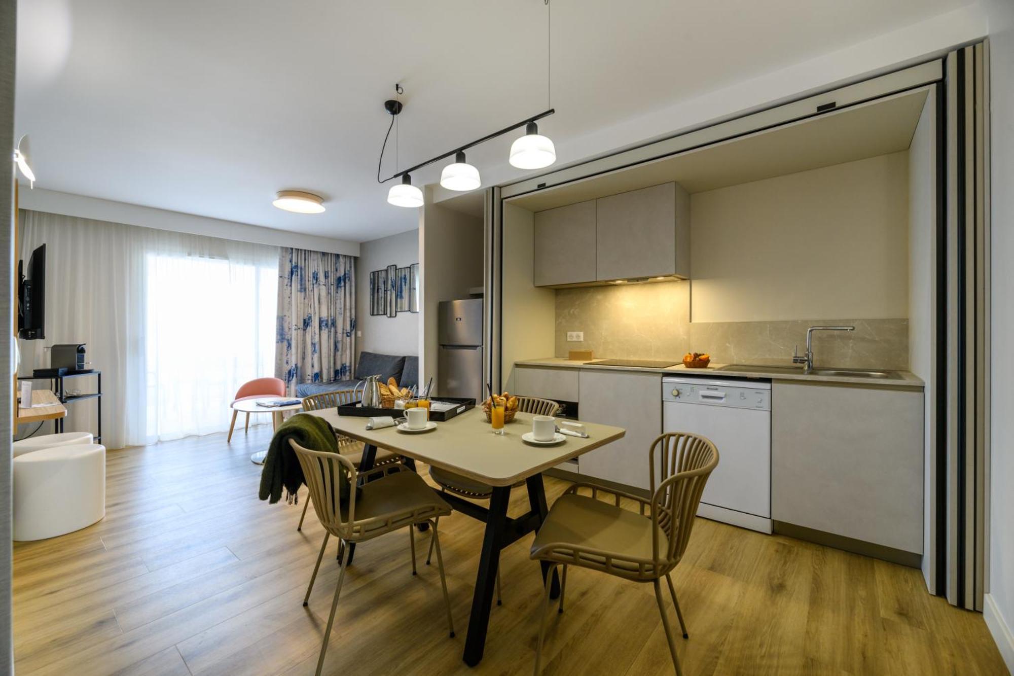 Residence De Tourisme Ajaccio Amiraute מראה חיצוני תמונה