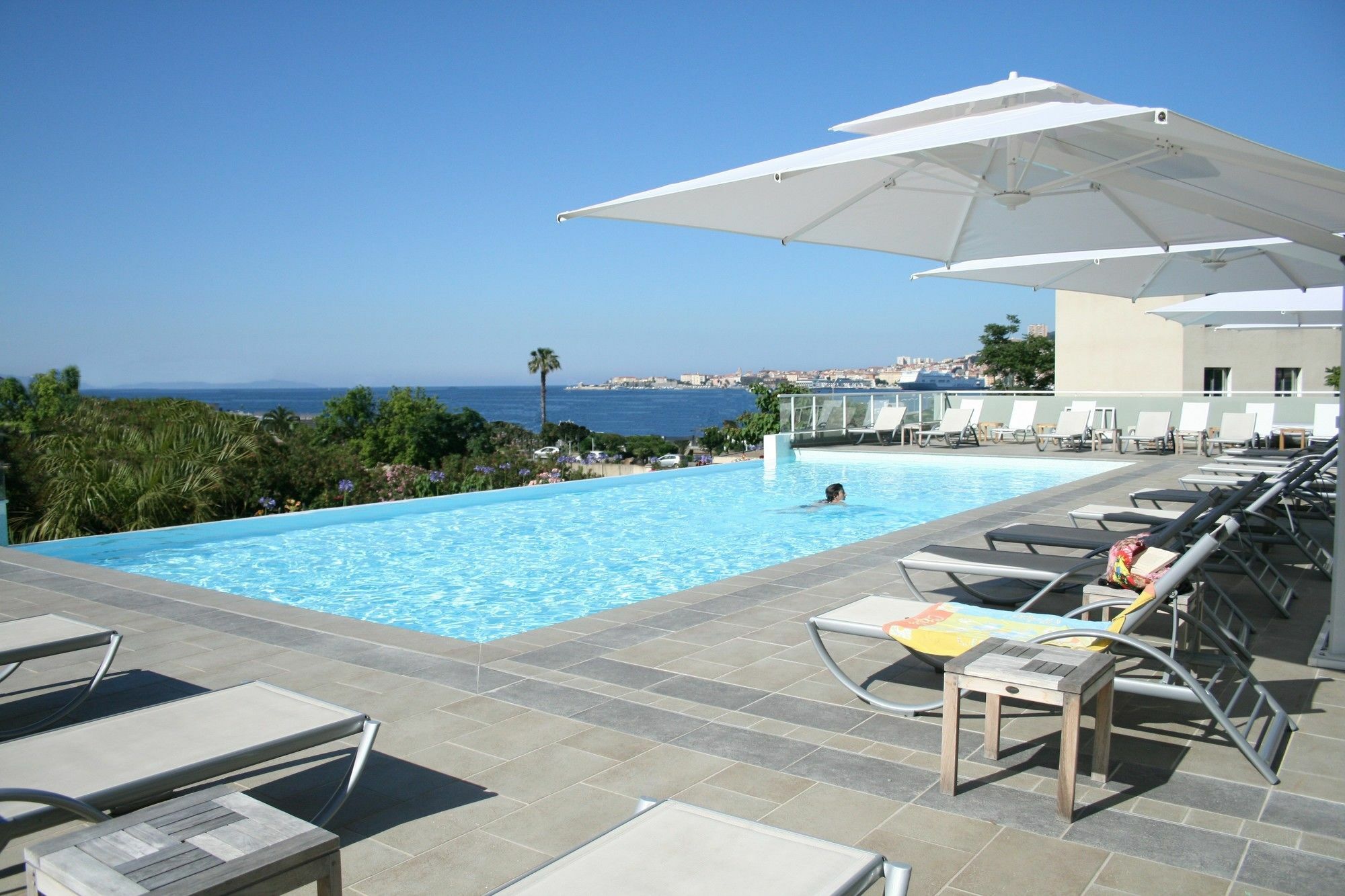 Residence De Tourisme Ajaccio Amiraute מראה חיצוני תמונה